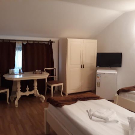 Casa Craiova Nuova Hotel Luaran gambar